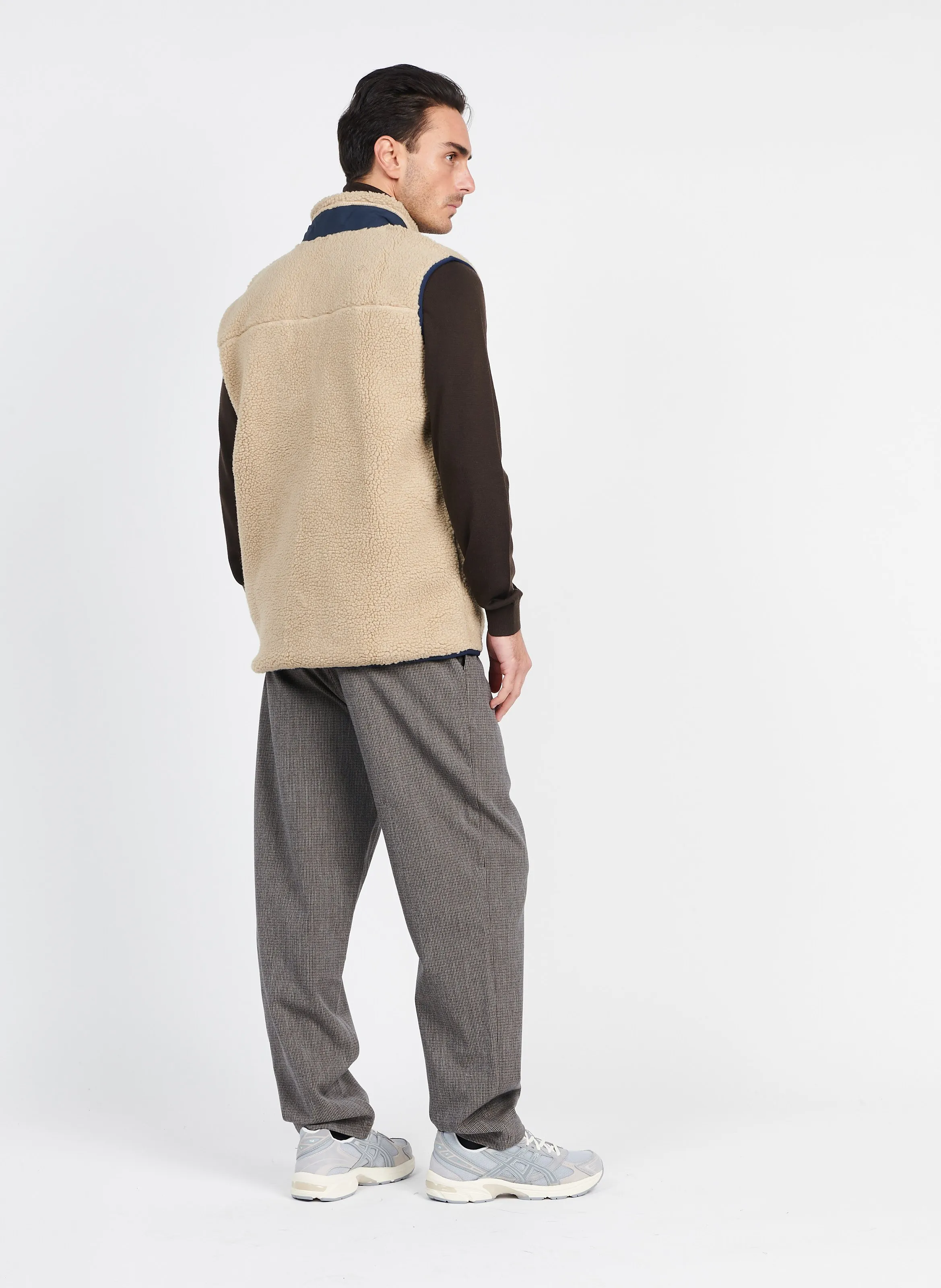 PLEATO - Pantalón chino de cuadros en marron